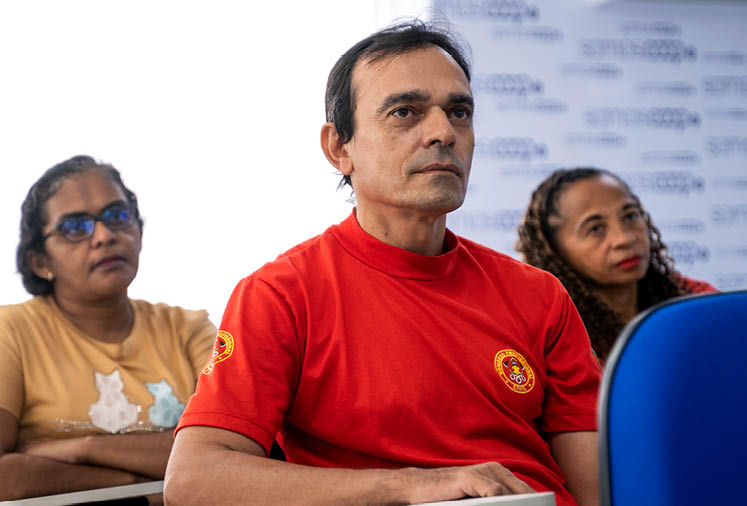 TERESINA_PI 16 de Junho de 2025 OCB / ENFERCOOP Na imagem, Carlos Supira, Bombeiro Civil e cooperado da Enfercoop. Imagem: Alexandre Rezende / NITRO Historias Visuais