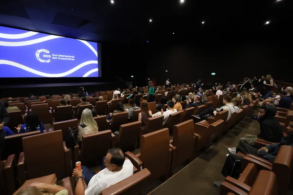    Documentário sobre o coop celebra histórias reais de transformação 