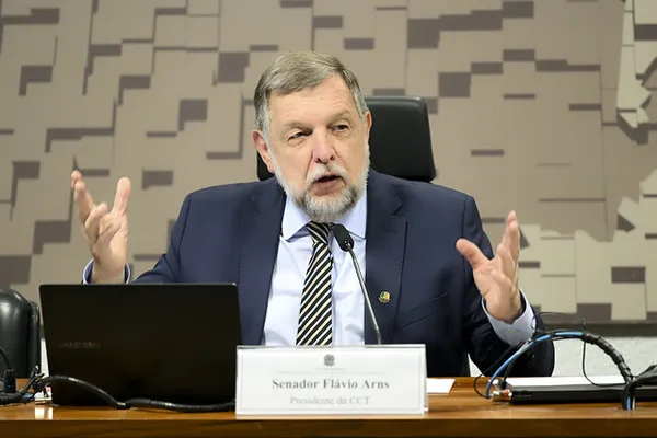 Senado aprova PL que autoriza cooperativas a atuar em telecomunicações 