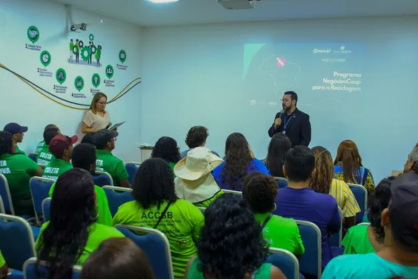 NegóciosCoop Reciclagem certifica cooperativas no Pará 