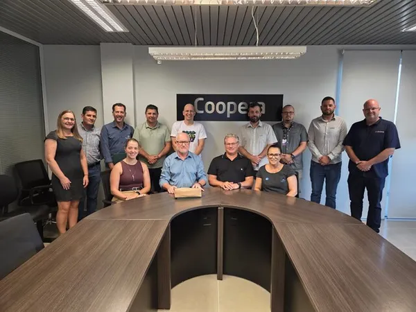 Visita a cooperativas de eletrificação fortalece atuação em SC 