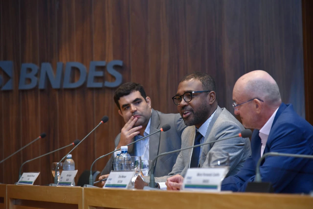 Alisson Pablo (Fipe), Ayrton Aquino (Bcb) e Ênio Meinen (SNCC)