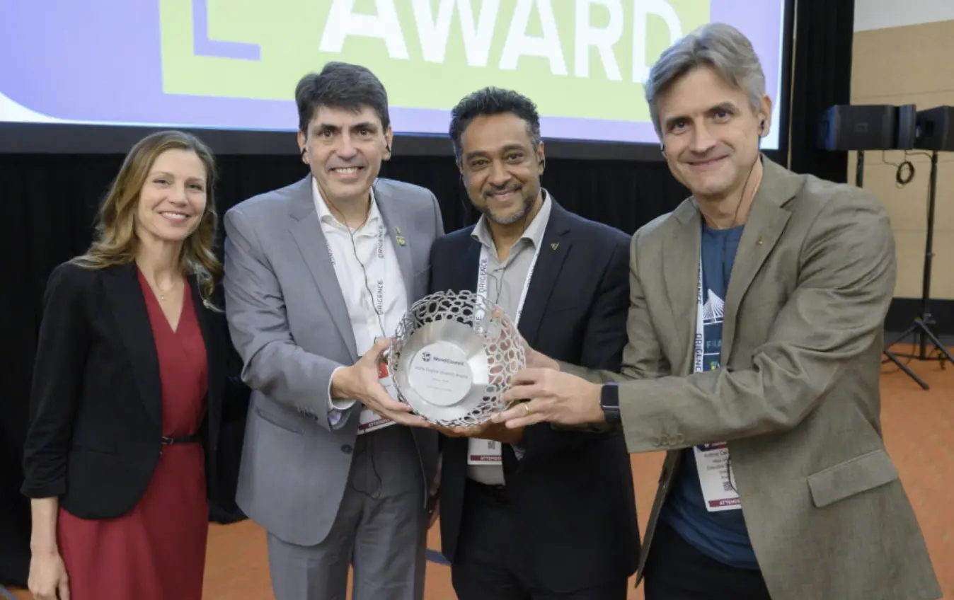 Sicoob recebe Prêmio Crescimento Digital 2024