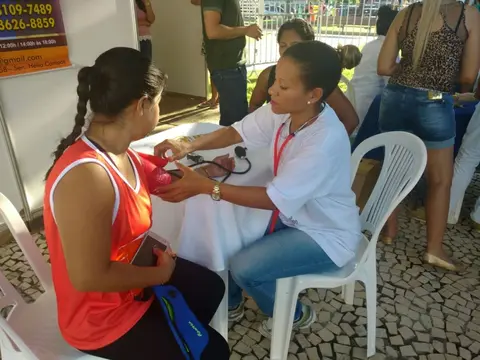 RR | Visitantes fazem exames de saúde e se preparam para exercícios