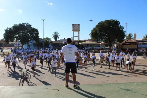 1ª Pedalada Cultural Cooperativista leva mais de 200 ciclistas em tour histórico por Pedro Afonso/TO