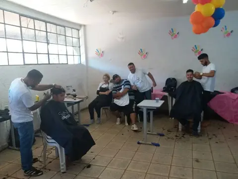 RO | Voluntários orgulhosos em participar