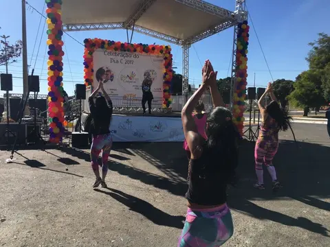 DF | Dia de Cooperar começa com muita dança em Sobradinho