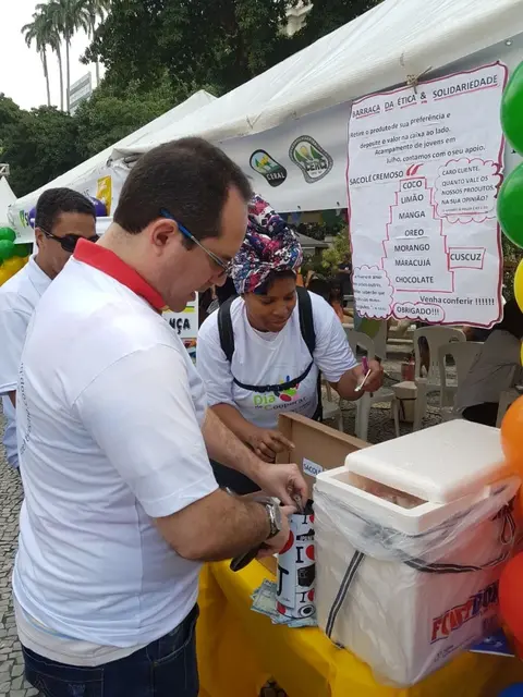 RJ |  Exposição de doces sem valor de venda estimula ética no Dia C