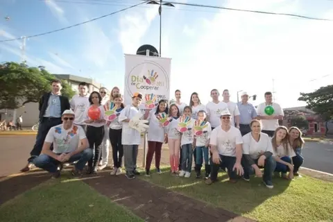 Uniprime Pioneira PR promove o cooperativismo em diversas cidades do Oeste