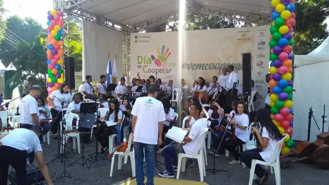 Orquestra Sinfônica da Baixada Fluminense anima celebração do Dia C no RJ