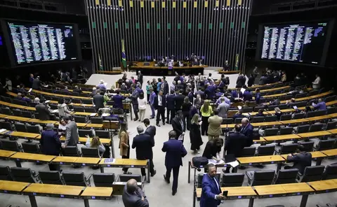 Plenário da Câmara dos Deputados aprova MP do consignado 