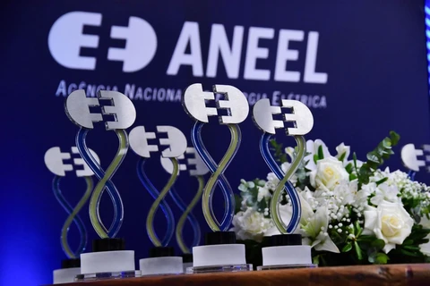 Coops vencem quatro categorias do Prêmio Aneel de Satisfação do Consumidor