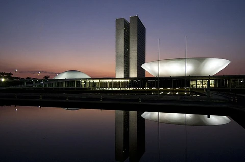 Parecer da Reforma tributária é aprovado pela CCJ do Senado