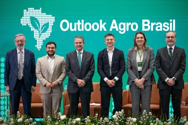 Sistema OCB destaca força do coop no  Outlook Agro Brasil 